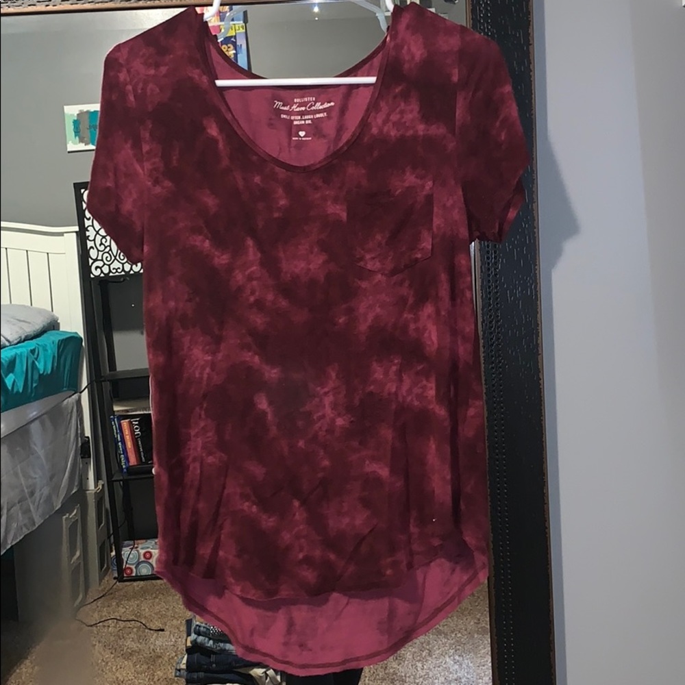 T-shirt.